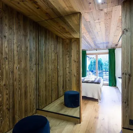 6br Chalet Residential Of Planards Villa